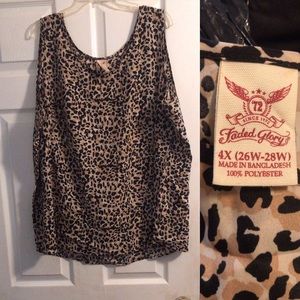 4x leopard shell top